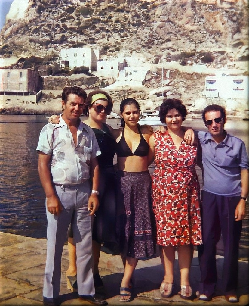LEVANZO - 1974 - Salvatore, Franca, Pina, Rosetta e Mario
