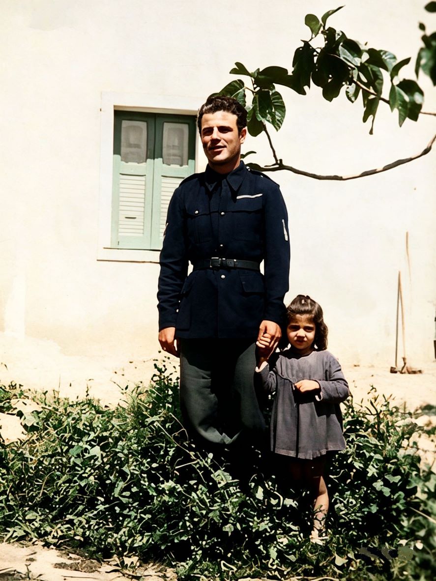  TRAPANI 1940 - zio Carmelo e la piccola Maria 