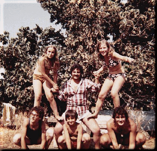 VENDICARI 1972 - Letizia, Antonio, Linda, Seba, Salvo e Paride